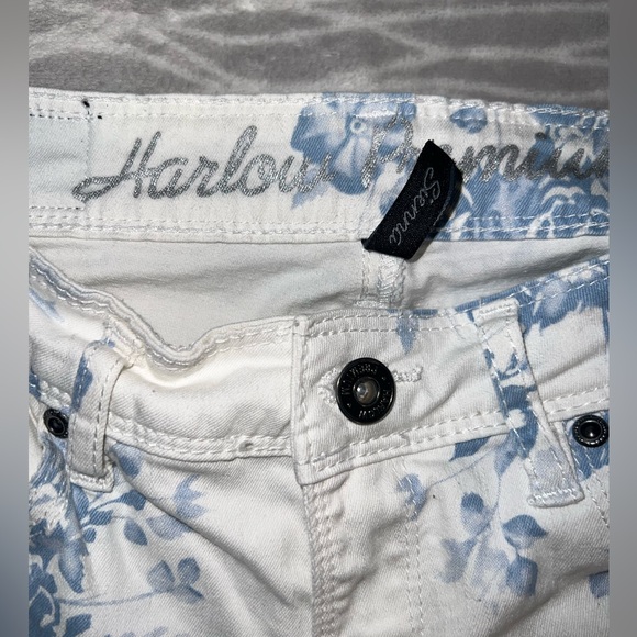 Harlow Women’s Straight leg Floral Jeans - Picture 3 of 7